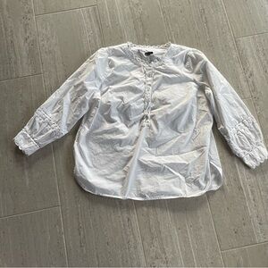 Talbots white Scalloped Edge Top